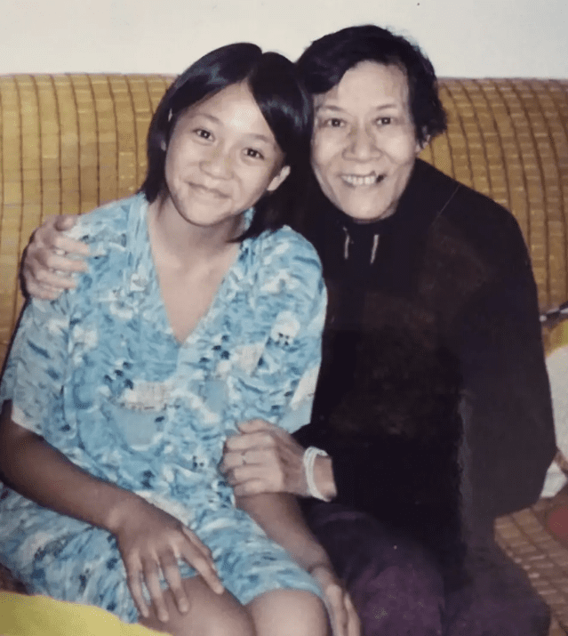 chloe lin and her late grandma